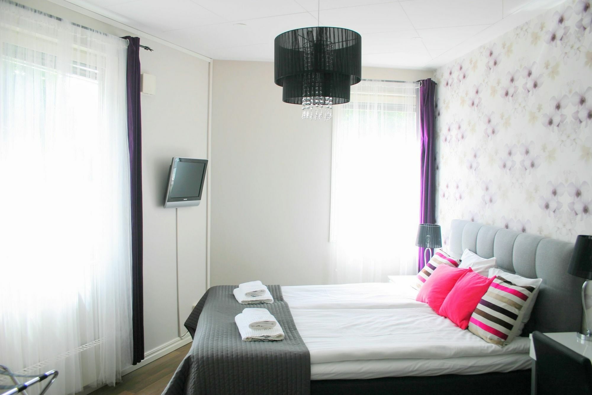 Hotell Stella Uppsala Zewnętrze zdjęcie