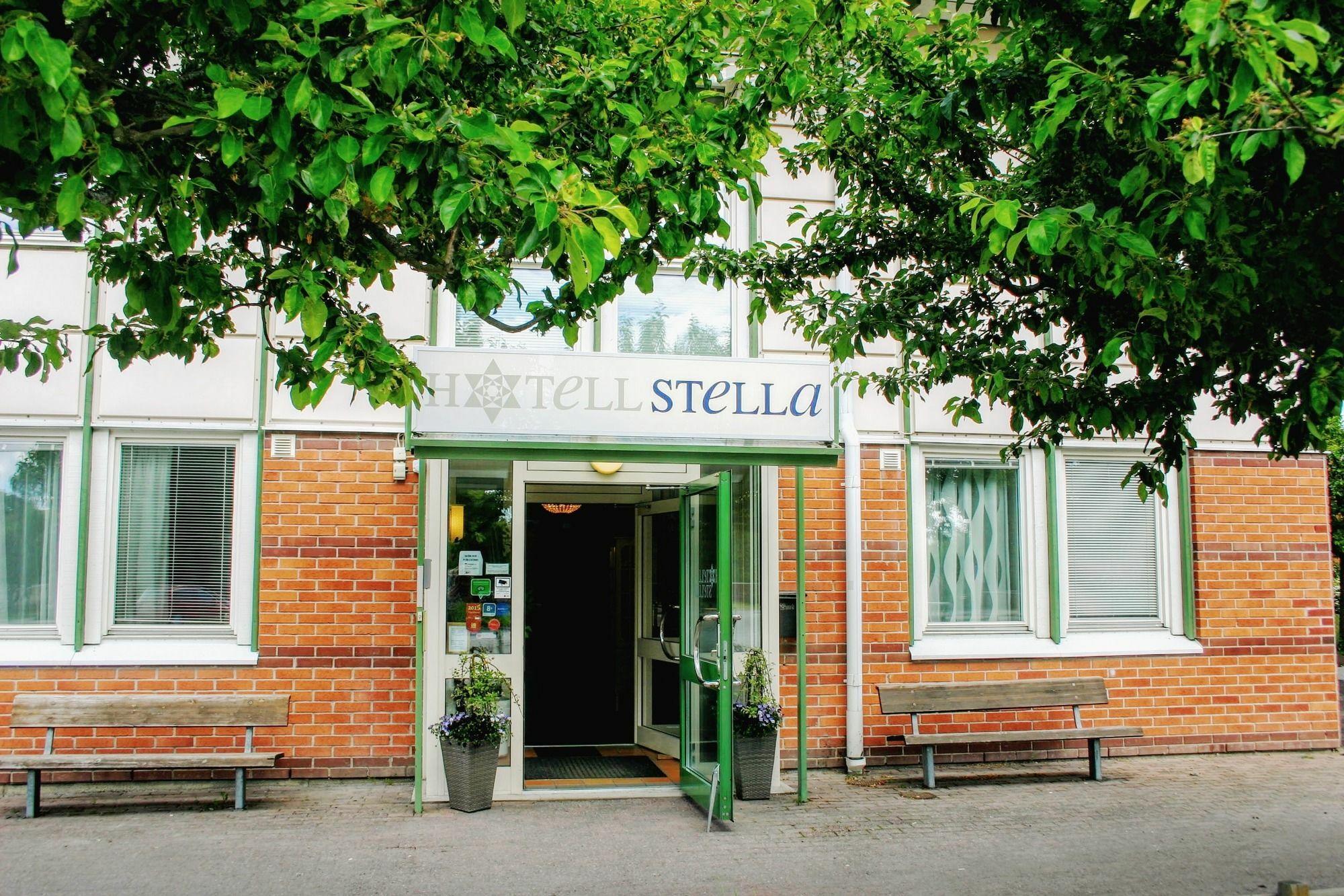 Hotell Stella Uppsala Zewnętrze zdjęcie